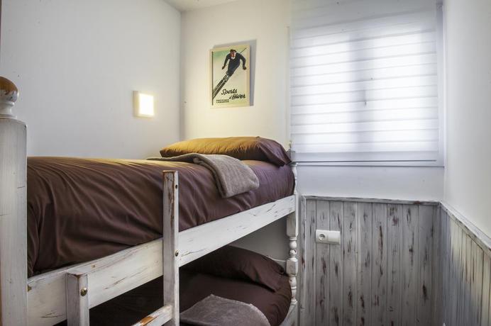 Imagen de la habitación del Apartamentos Miramar Ski a pie de pista. Foto 13