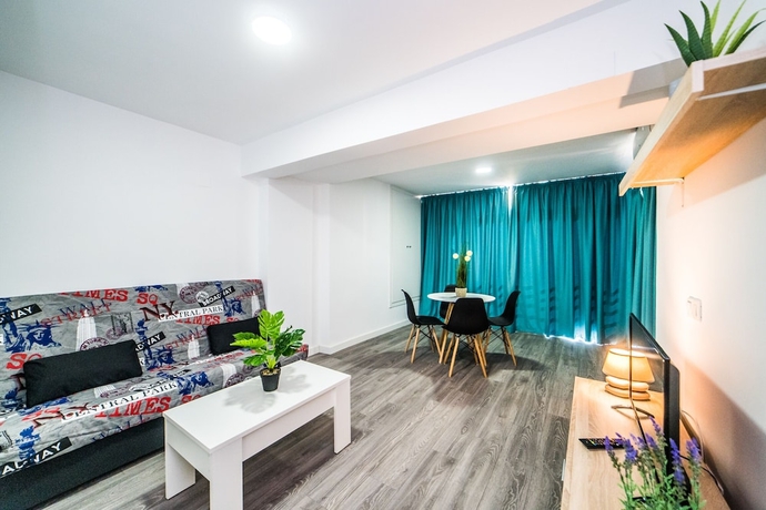Imagen de la habitación del Apartamentos Moby Dick, Benidorm - Playa Levante. Foto 9