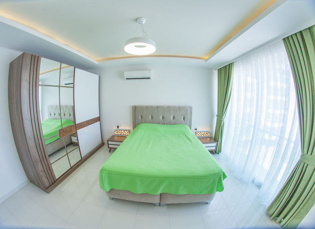 Imagen de la piscina del Apartamentos Moda Marine. Foto 16