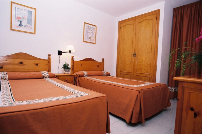 Imagen de la habitación del Apartamentos Moguima. Foto 2