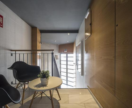 Imagen de los interiores del Apartamentos Mon Suites Carmen. Foto 20