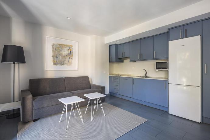 Imagen de la habitación del Apartamentos Mon Suites Carmen. Foto 8