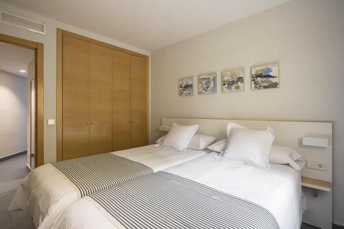 Imagen de la habitación del Apartamentos Mon Suites Carmen. Foto 11