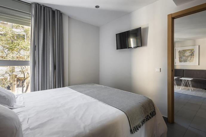 Imagen de la habitación del Apartamentos Mon Suites Carmen. Foto 15