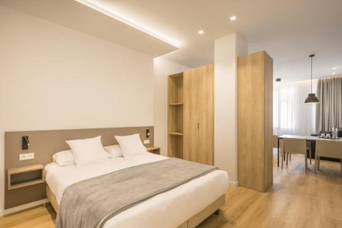 Imagen de la habitación del Apartamentos Mon Suites Jard&iacute;n de Ayora. Foto 19