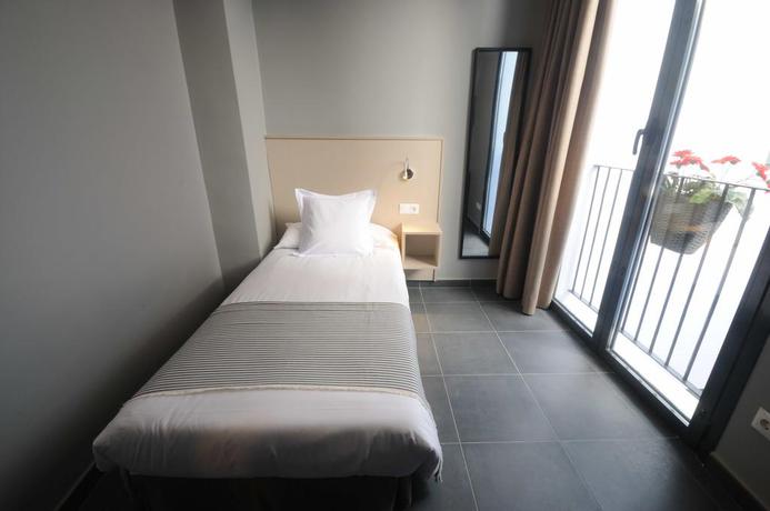 Imagen de la habitación del Apartamentos Mon Suites San Nicolas. Foto 3