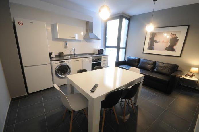 Imagen de la habitación del Apartamentos Mon Suites San Nicolas. Foto 4