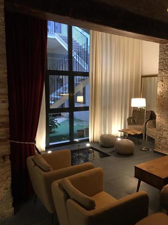 Imagen de los interiores del Apartamentos Mon Suites San Nicolas. Foto 12