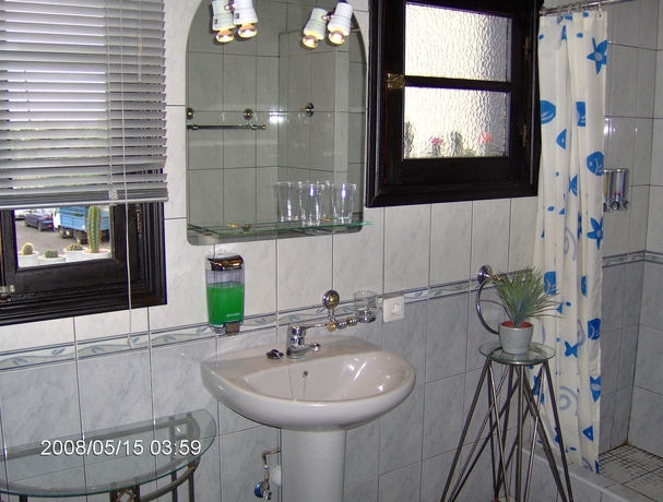 Imagen de la habitación del Apartamentos Monasterio de San Antonio. Foto 3