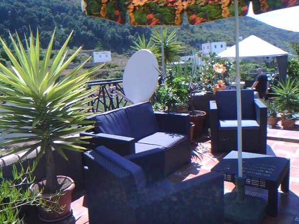 Imagen de los exteriores del Apartamentos Monasterio de San Antonio. Foto 14