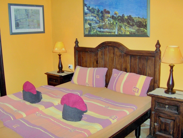 Imagen de la habitación del Apartamentos Monasterio de San Antonio. Foto 4