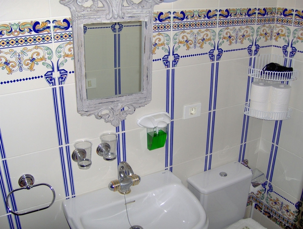 Imagen de la habitación del Apartamentos Monasterio de San Antonio. Foto 5