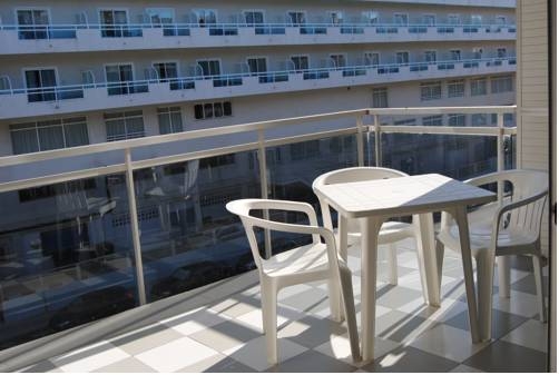 Imagen general del Apartamentos Montblanch. Foto 15