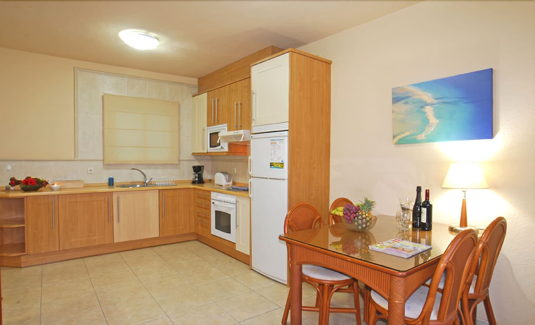 Imagen de la habitación del Apartamentos Monte Solana. Foto 13