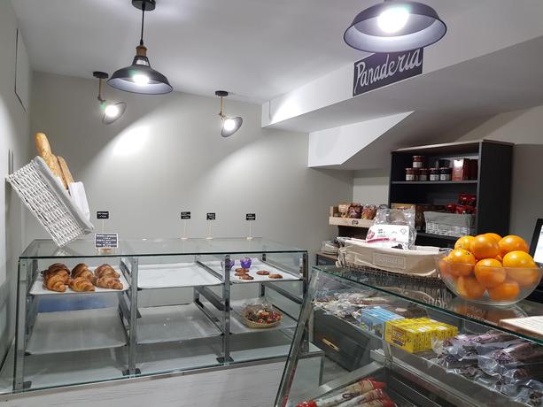 Imagen del bar/restaurante del Apartamentos Multibaqueira. Foto 2