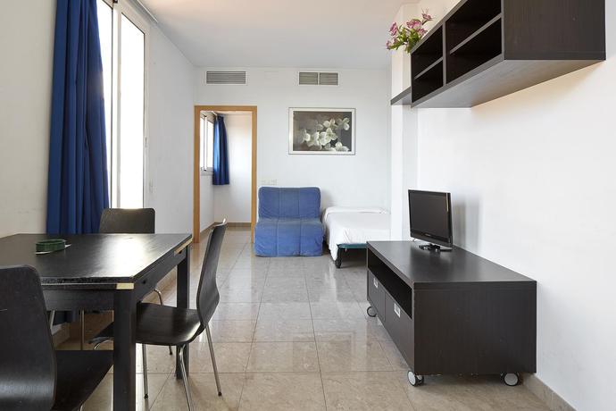 Imagen general del Apartamentos Mur Mar. Foto 12