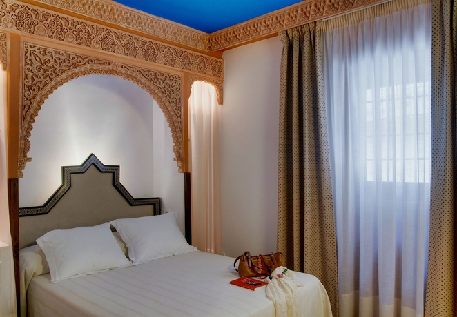 Imagen de la habitación del Apartamentos Muralla Zirí. Foto 5