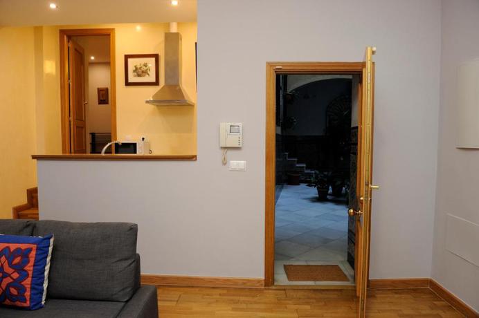 Imagen general del Apartamentos Museo De Bellas Artes. Foto 2