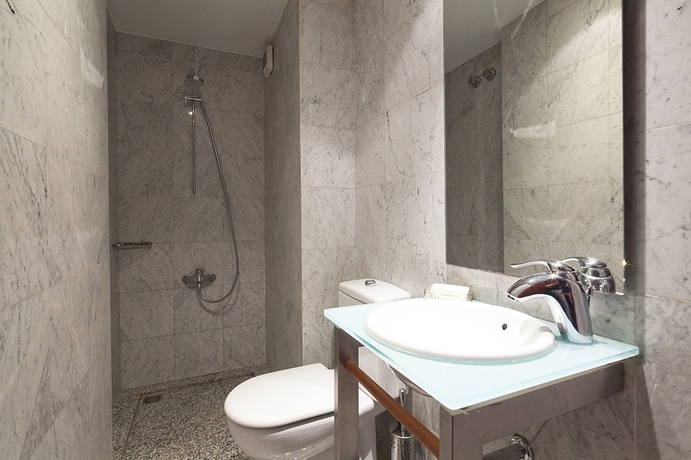 Imagen de la habitación del Apartamentos My Space Barcelona Classic Bonanova Center. Foto 18