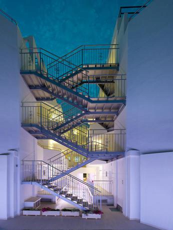 Imagen de los exteriores del Apartamentos My Way Luxury Ibiza Studios. Foto 11