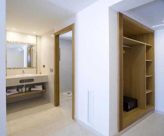 Imagen de la habitación del Apartamentos My Way Luxury Ibiza Studios. Foto 4