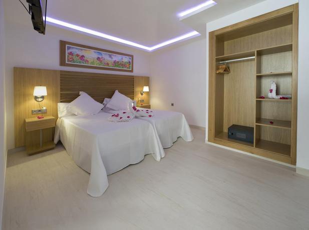 Imagen de la habitación del Apartamentos My Way Luxury Ibiza Studios. Foto 5