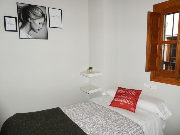 Imagen de la habitación del Apartamentos Nahira Suites 3000. Foto 2