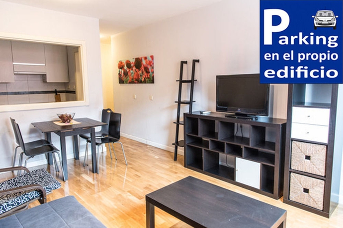 Imagen de los interiores del Apartamentos Naitly Madrid Cuatro Torres. Foto 10