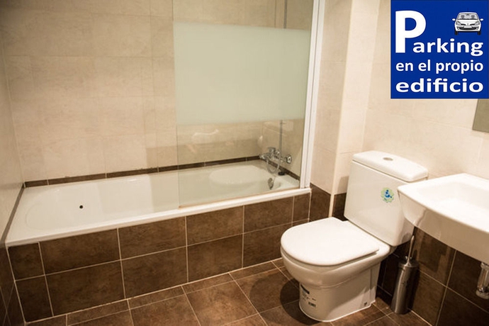 Imagen de la habitación del Apartamentos Naitly Madrid Cuatro Torres. Foto 7