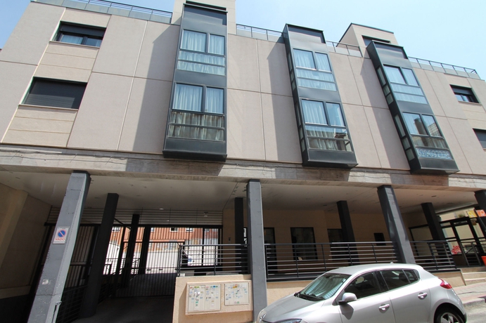 Imagen general del Apartamentos Naitly Madrid Cuatro Torres. Foto 2