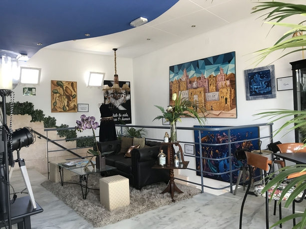 Imagen de los interiores del Apartamentos Natura World. Foto 17