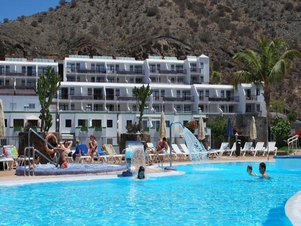 Imagen general del Apartamentos Natural Park. Foto 3