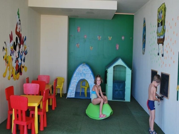 Imagen general del Apartamentos Natural Park. Foto 8