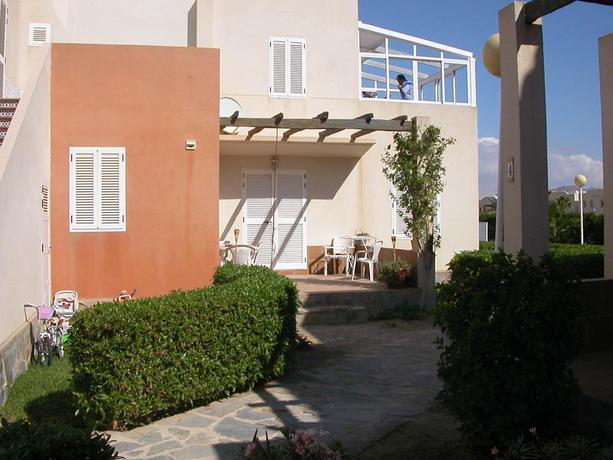 Imagen de los exteriores del Apartamentos Naturistas Vera Natura. Foto 6