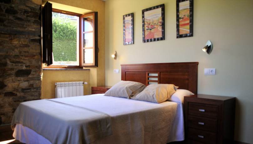 Imagen de la habitación del Apartamentos Navalin. Foto 7