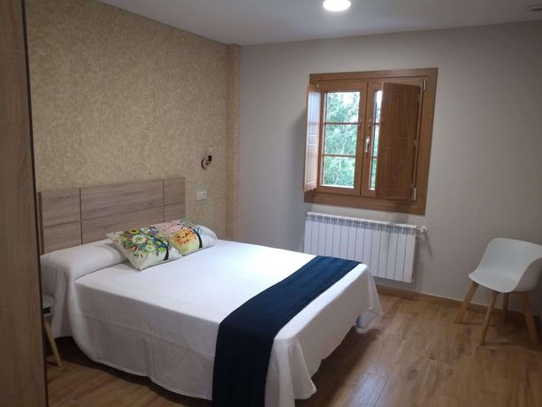 Imagen de la habitación del Apartamentos Navalin. Foto 14