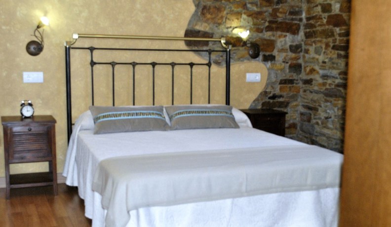 Imagen de la habitación del Apartamentos Navalin. Foto 15