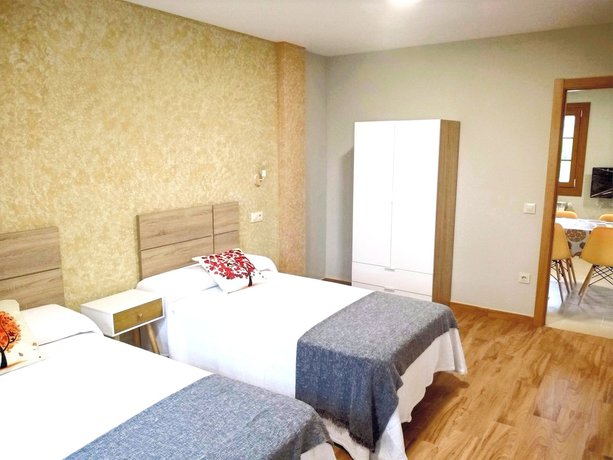 Imagen de la habitación del Apartamentos Navalin. Foto 17