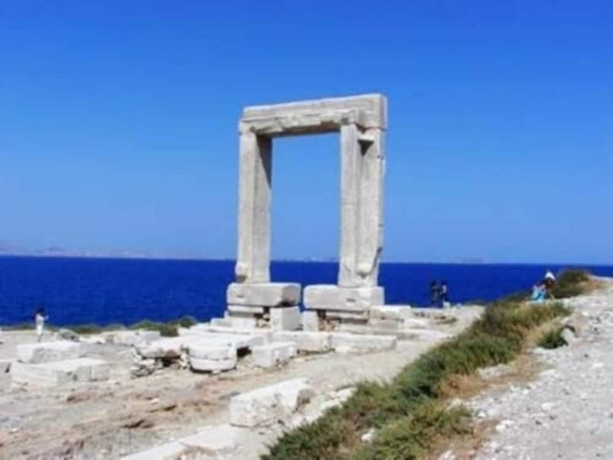 Imagen de los exteriores del Apartamentos Naxos Sun Studios. Foto 12