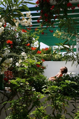 Imagen general del Apartamentos Nazaret. Foto 6