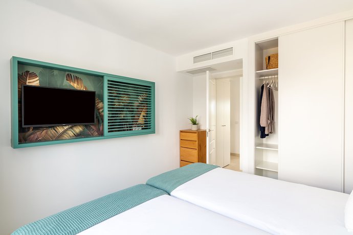 Imagen de la habitación del Apartamentos Nazaret. Foto 4