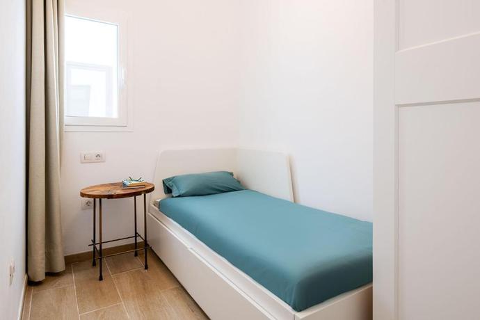 Imagen de la habitación del Apartamentos Nazaret Urban. Foto 2