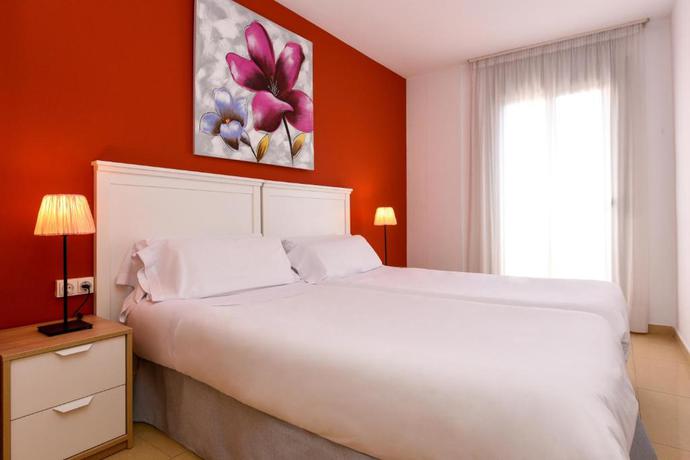 Imagen de la habitación del Apartamentos Neptuno, Calella. Foto 9