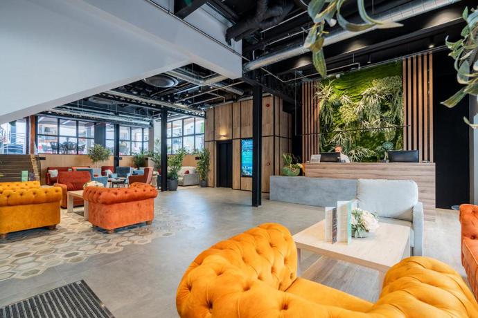 Imagen de los interiores del Apartamentos Neptuno, Calella. Foto 14