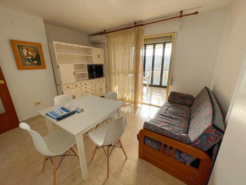 Imagen de la habitación del Apartamentos Neptuno Oropesa 3000. Foto 2