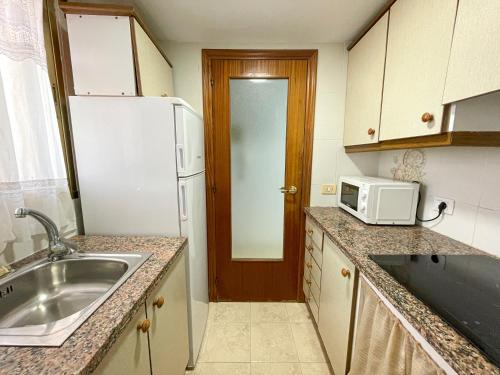 Imagen de la habitación del Apartamentos Neptuno Oropesa 3000. Foto 15