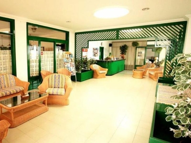 Imagen general del Apartamentos Neptuno Suites. Foto 5