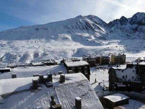 Imagen general del Apartamentos Nevada I y II. Foto 17