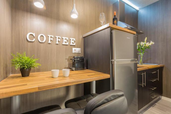 Imagen de los interiores del Apartamentos Nevada Suite. Foto 10