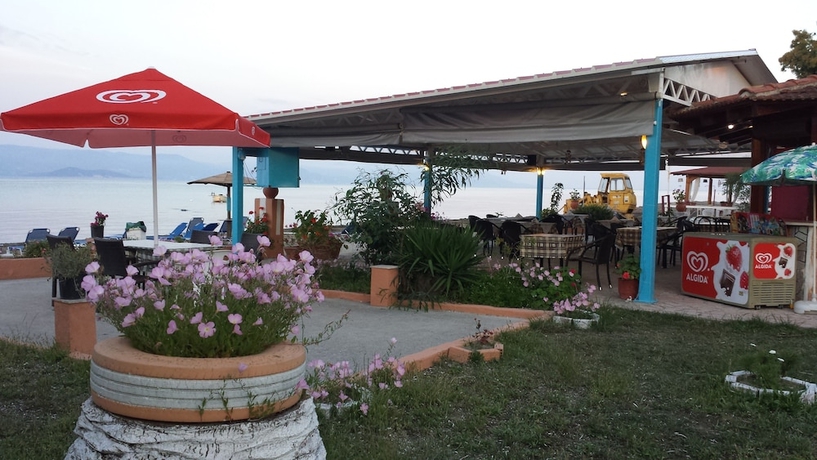 Imagen del bar/restaurante del Apartamentos Nikolas Club Apartments. Foto 6